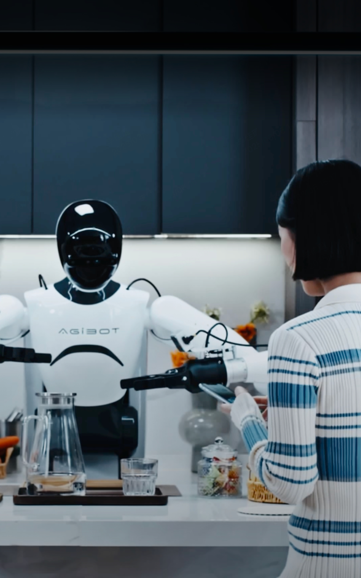 行业首款！304am永利发布具身智能一站式开发平台Genie Studio